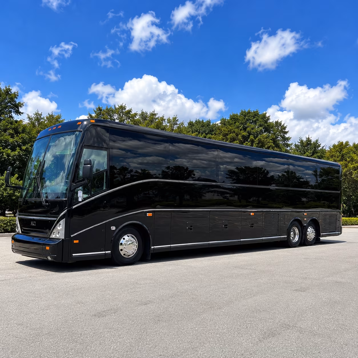 40-56 Passenger Charter Bus Exterior