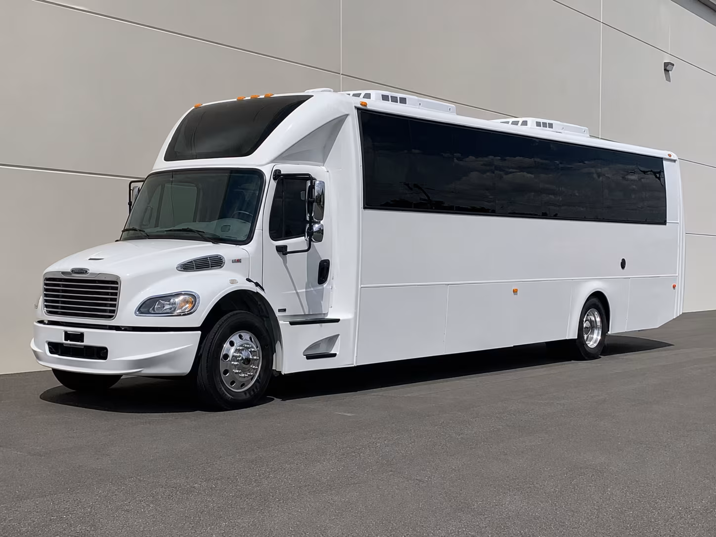 Gardena Homecoming & Prom Party Bus Rentals