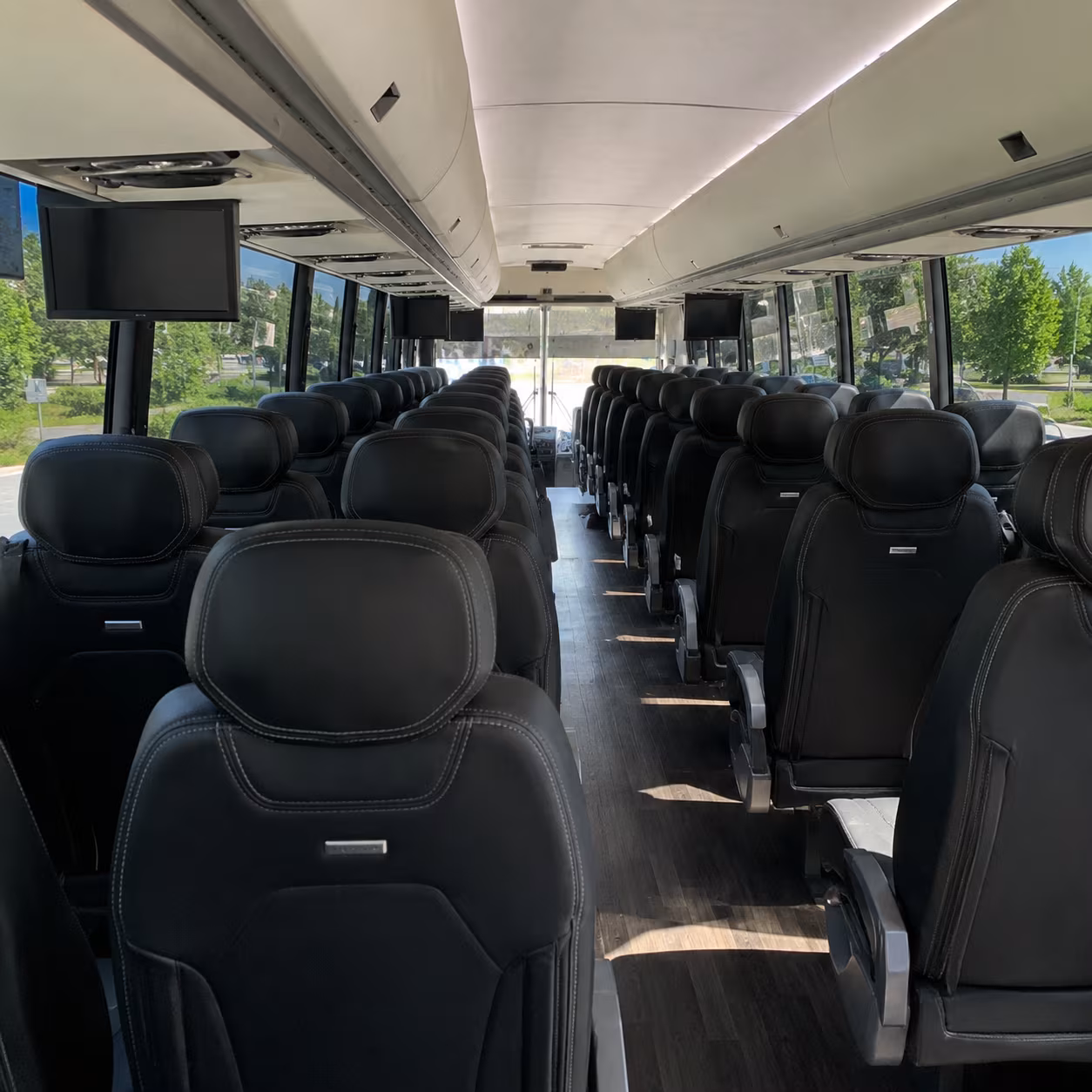 Long Beach Airport Shuttle & Transportation party bus exterior