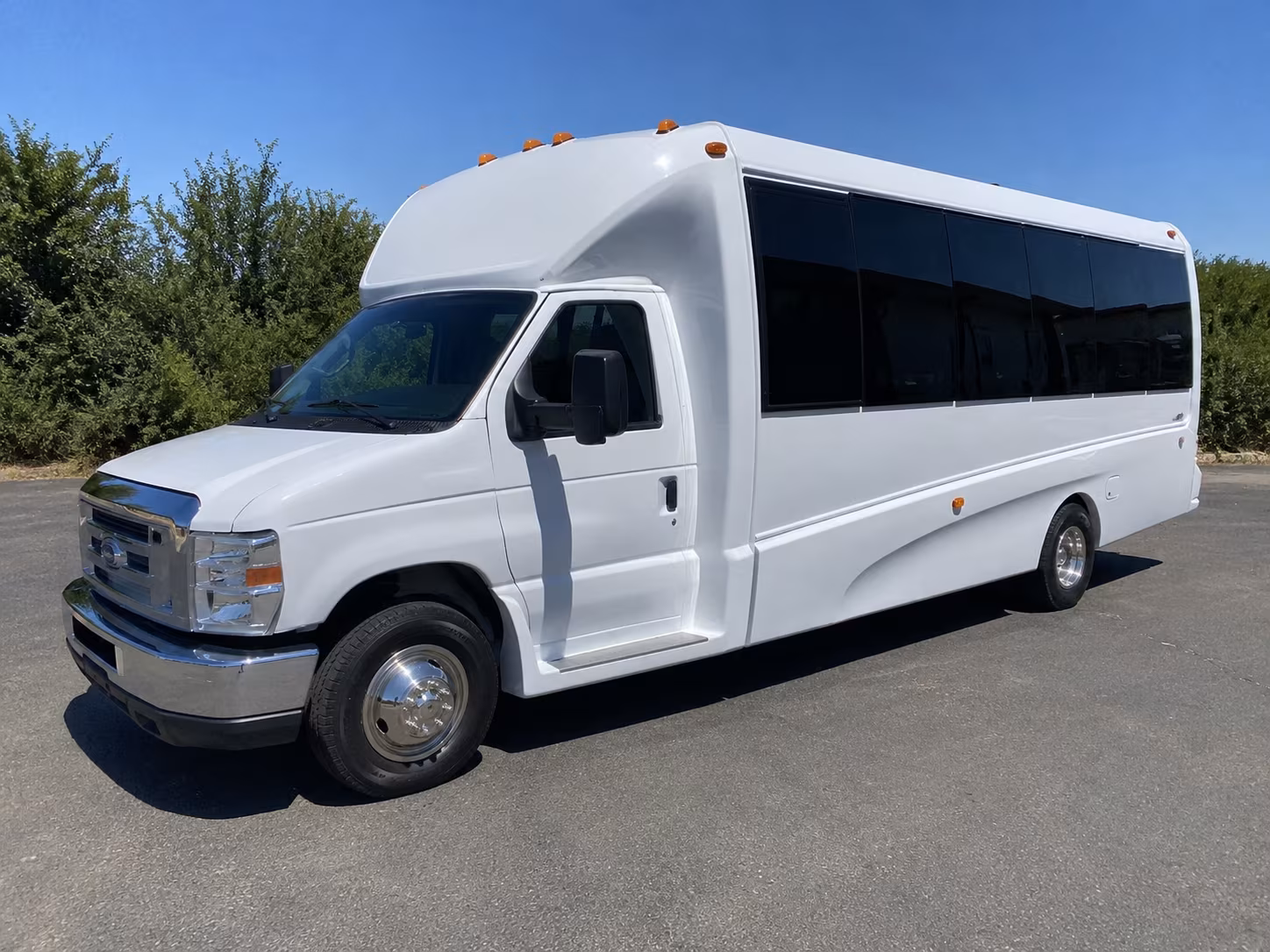 Long Beach Bachelor & Bachelorette Transportation onboard seating