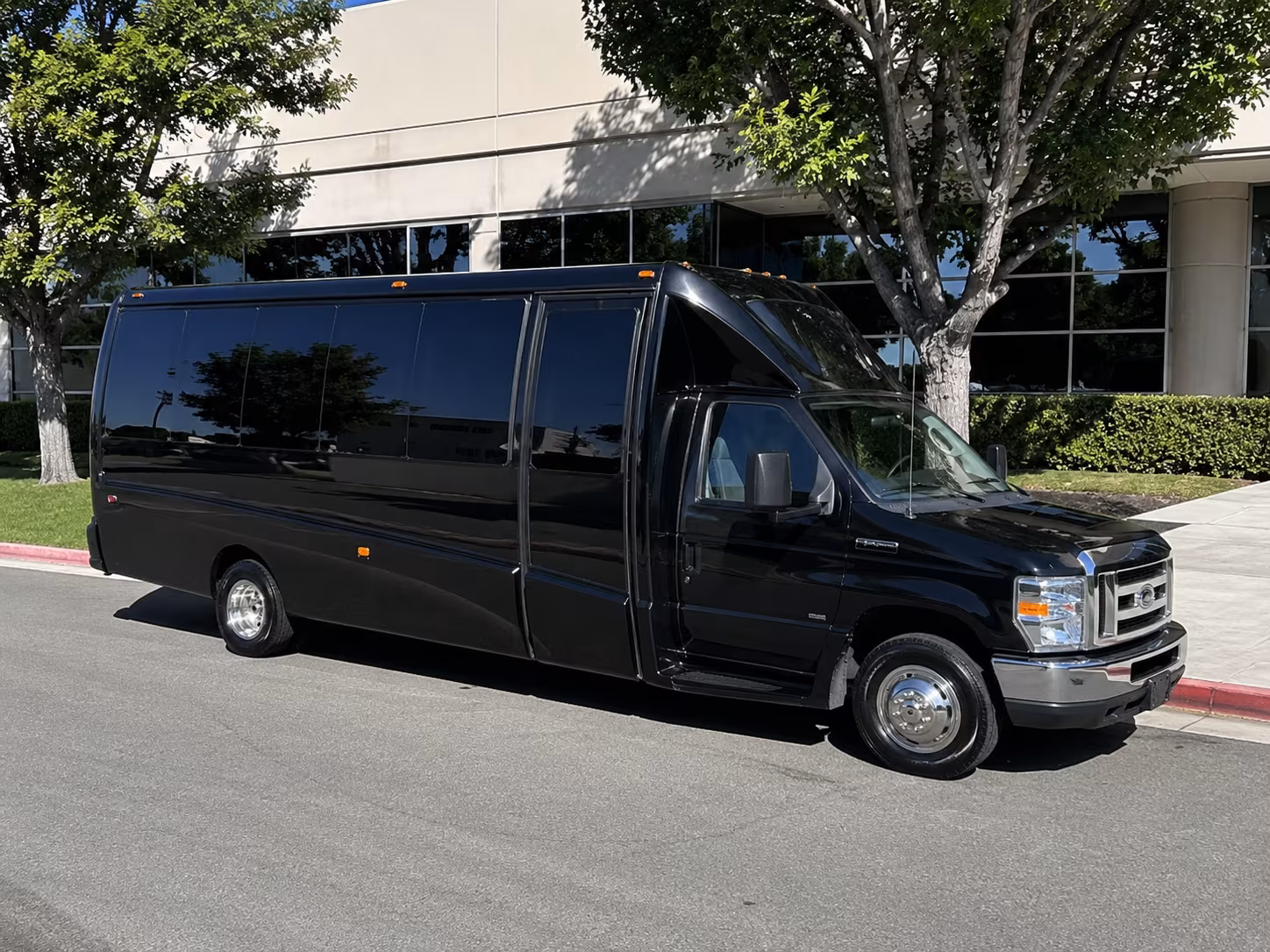 Long Beach Birthday, Sweet 16, & Quinceañera Transportation party bus interior