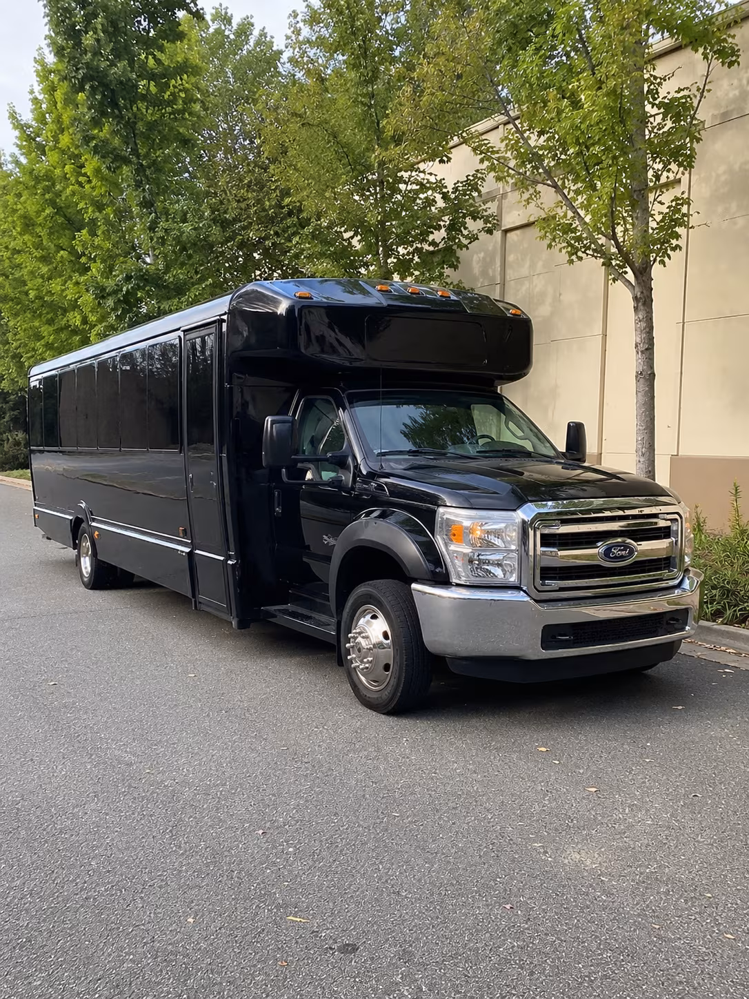 Long Beach Winery Tour & Pub Crawl Transportation party bus exterior