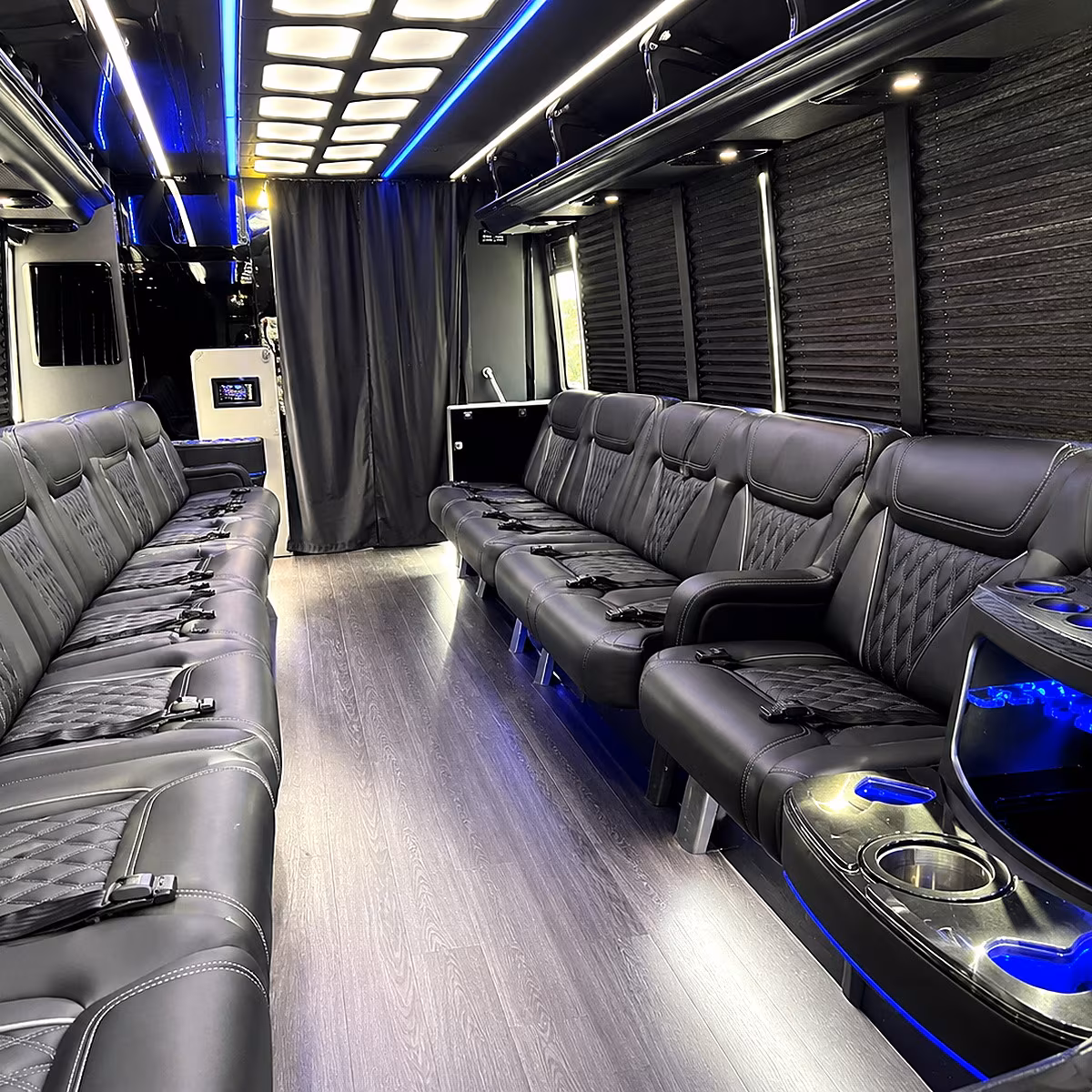 Paramount Winery Tour & Pub Crawl Transportation